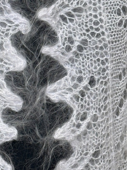 Uryupinsk downy neckerchief  # KW-93, 100x140x100 cm