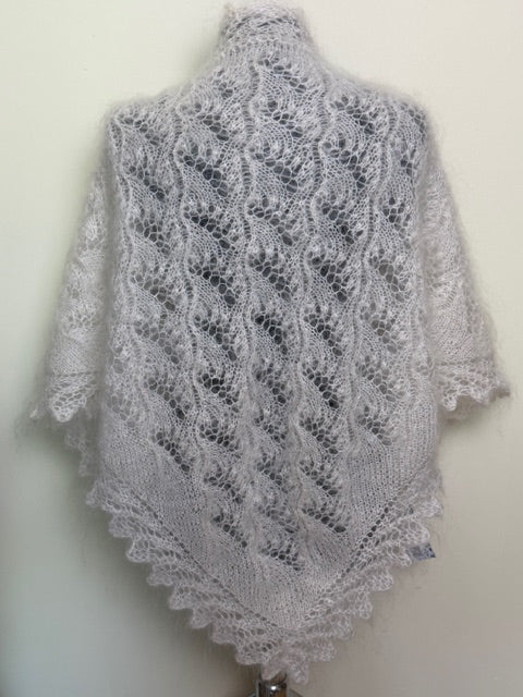 Uryupinsk downy neckerchief  # KW-225, 100x140x100 cm