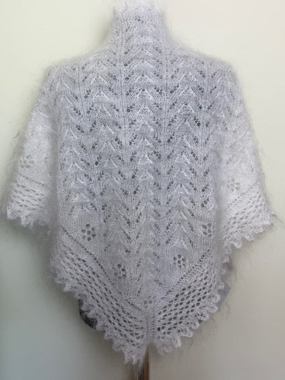 Uryupinsk downy neckerchief  # KW-226, 90x130x90 cm