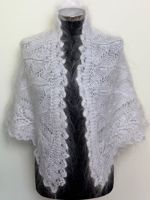 Uryupinsk downy neckerchief  # KW-227, 100x140x100 cm