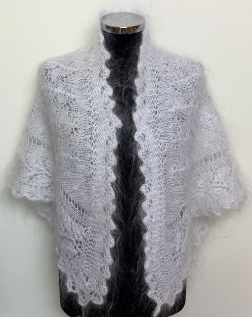 Uryupinsk downy neckerchief  # KW-231, 100x140x100 cm