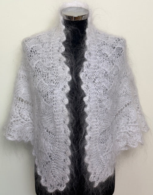 Uryupinsk downy neckerchief  # KW-230, 100x140x100 cm