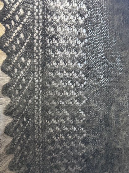 Uryupinsk downy shawl  #PG-163, 130x130 cm