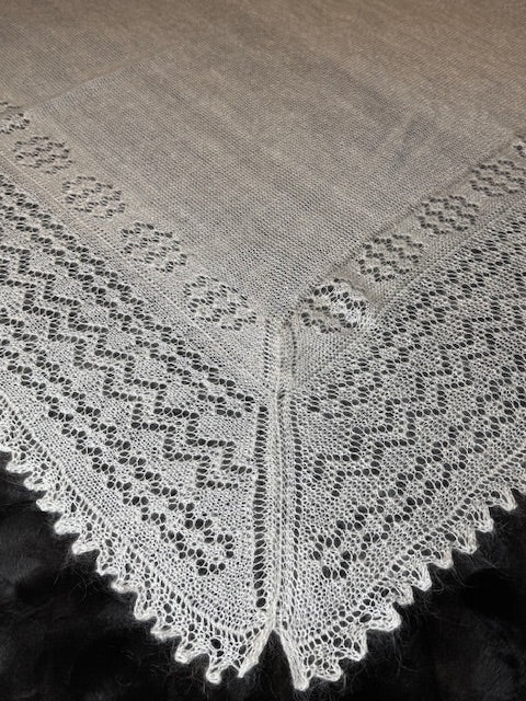 Orenburg shawl PWO-26, 160x160 cm