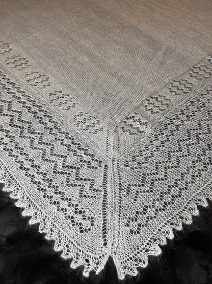 Orenburg shawl PWO-26, 160x160 cm