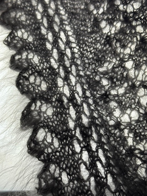 Uryupinsk dūnu lakats-trīsstūris #KG-13, 80x120x80  cm.