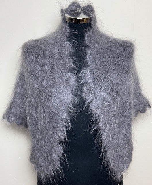 Uryupinsk dūnu lakats-trīsstūris #KG-13, 80x120x80  cm.