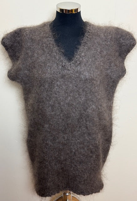 Goat down vest # VG-11, 50-68