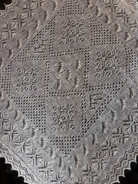 Orenburg shawl PWO-79, 120x120 cm