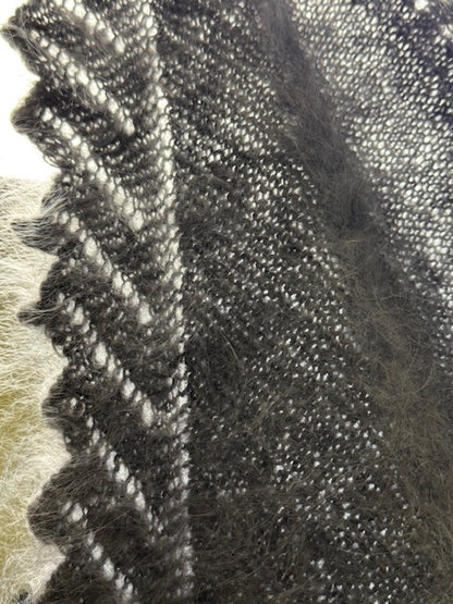 Uryupinsk dūnu lakats-trīsstūris #KG-48, 80x120x80 cm.