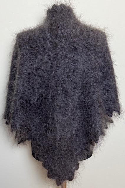 Uryupinsk downy neckerchief  # KG-66, 110x140x110 cm