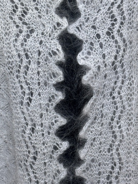 Uryupinsk downy neckerchief  # KW-158, 110x160x110 cm