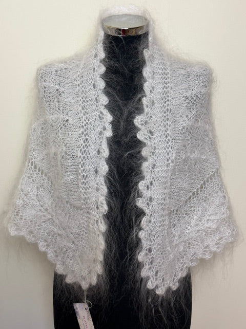 Uryupinsk downy neckerchief  # KW-4, 90x140x90 cm