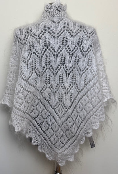 Uryupinsk dūnu lakats-trīsstūris #KW-132, 100x140x100 cm