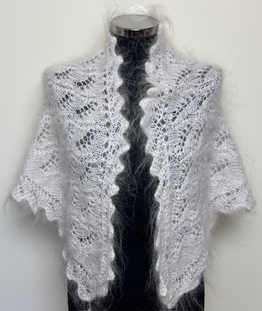 Uryupinsk downy neckerchief  # KW-150, 90x130x90 cm