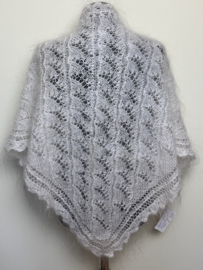 Урюпинская пуховая косынка № KW-148, 100x150x100 cм.