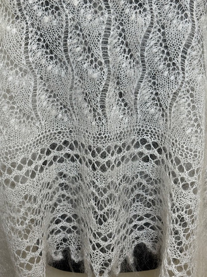 Uryupinsk downy shawl  #PW-5, 120x120 cm