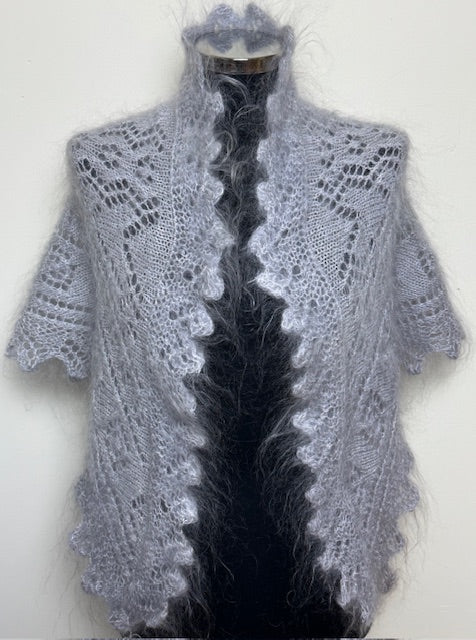 Uryupinsk downy neckerchief  # KG-132, 100x150x100 cm