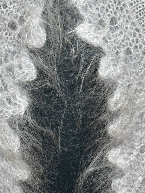 Uryupinsk downy neckerchief  # KG-132, 100x150x100 cm