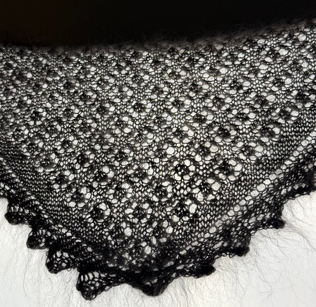 Uryupinsk downy neckerchief  # KG-3, 100x140x100 cm