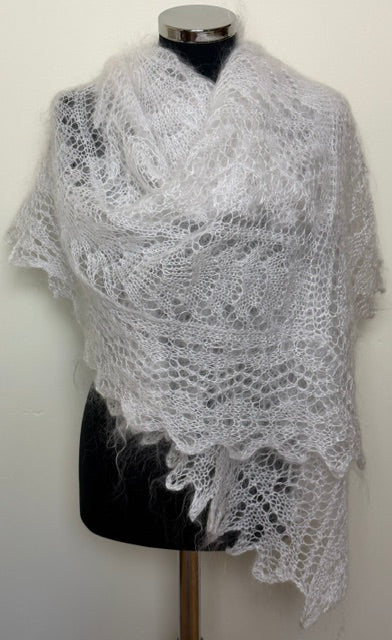 Uryupinsk downy shawl ( Palantine ) # SW-34, 180x70 cm