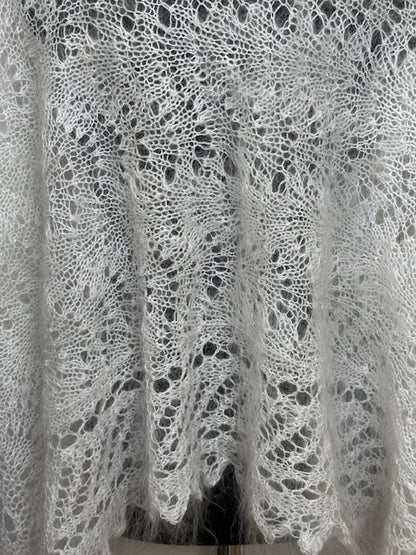 Uryupinsk downy shawl ( Palantine ) # SW-18, 160x70 cm