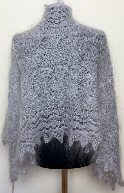 Uryupinsk downy shawl ( Palantine ) # SG-23, 140x60 cm