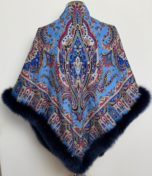 Pavloposadshawl with Arctic fox fur