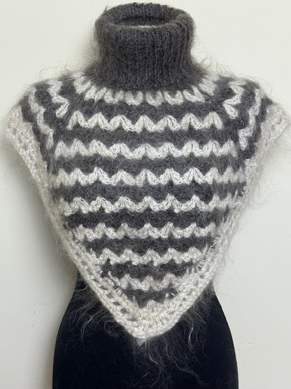 Манишка из козьего пуха 5