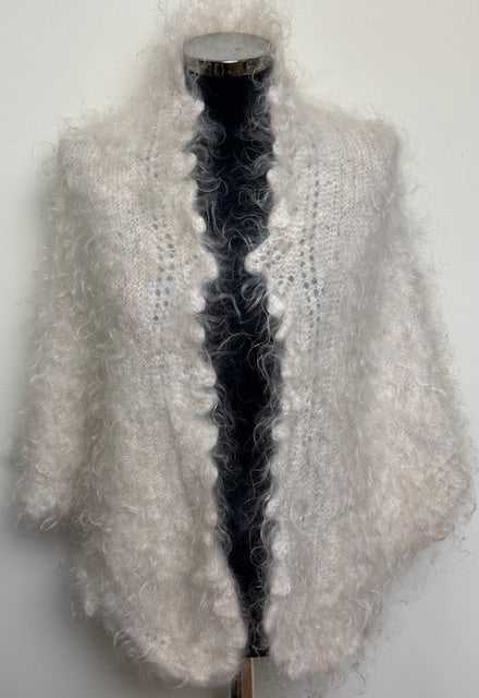 Uryupinsk downy neckerchief  # KW-172, 100x160x100 cm