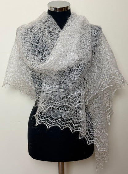 Downy shawl ( Palantine ) #47, 200x80 cm