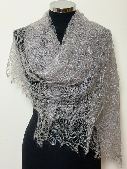 Downy shawl ( Palantine ) #45, 180x80 cm