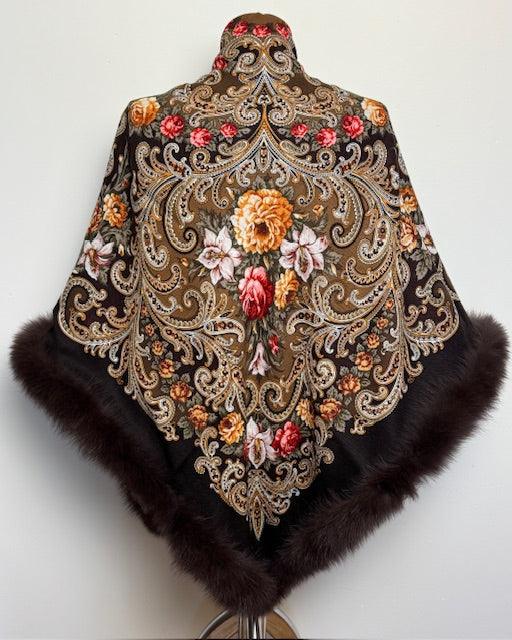 Павлопосадская шаль с  мехом песца