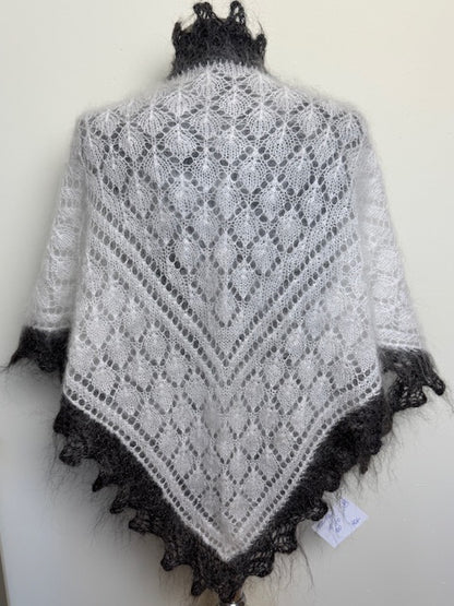 Uryupinsk dūnu lakats-trīsstūris #KW-196, 100x140x100 cm