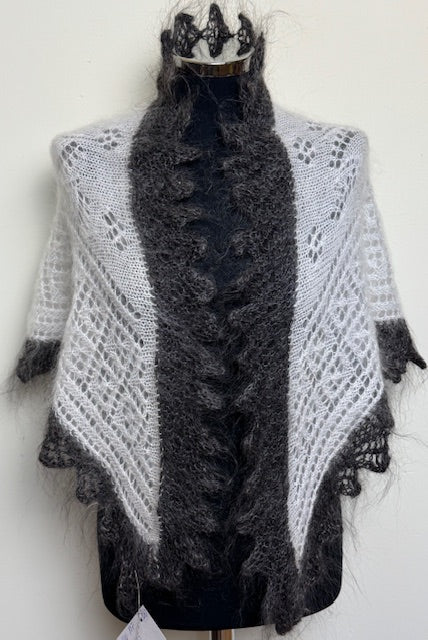 Урюпинская пуховая косынка № KW-197, 100x140x100 cм.