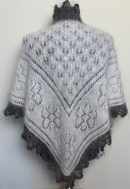 Урюпинская пуховая косынка № KW-201, 100x140x100 cм.