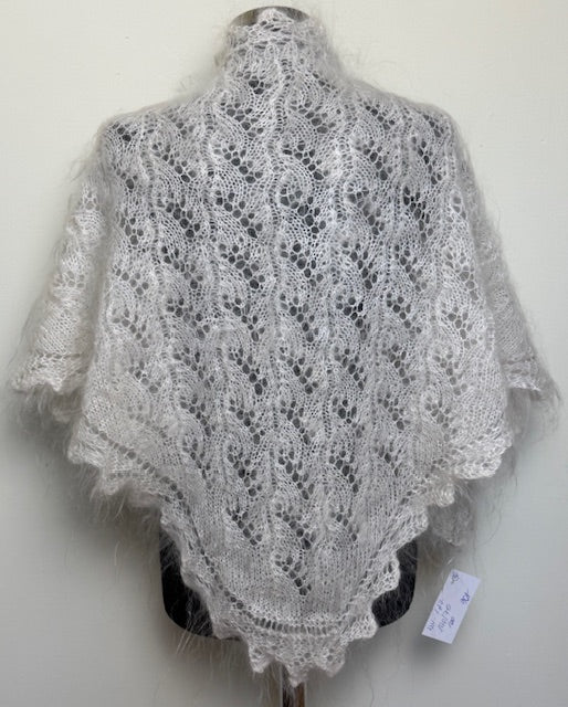 Uryupinsk downy neckerchief  # KW-187, 100x140x100 cm