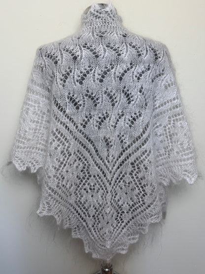 Урюпинская пуховая косынка № KW-189, 100x140x100 cм.