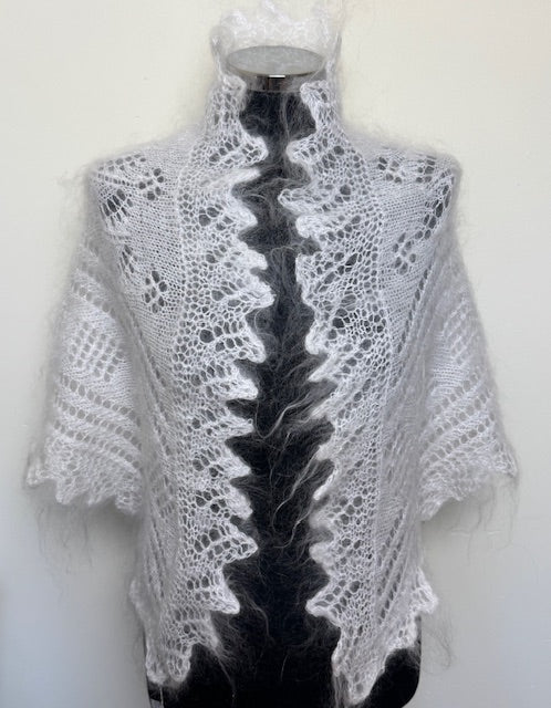 Урюпинская пуховая косынка № KW-190, 100x140x100 cм.