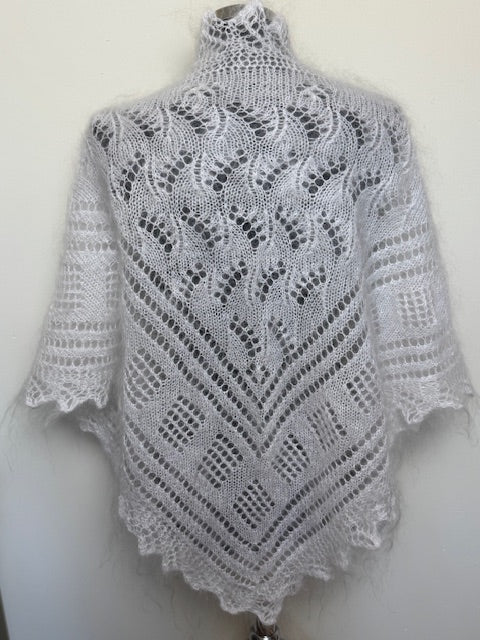 Урюпинская пуховая косынка № KW-190, 100x140x100 cм.