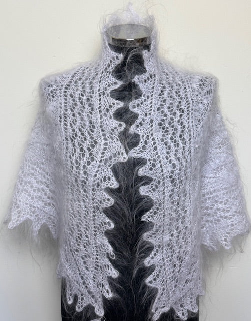 Урюпинская пуховая косынка № KW-174, 100x140x100 cм.