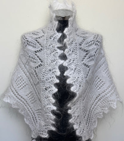 Uryupinsk dūnu lakats-trīsstūris #KW-192, 100x140x100 cm