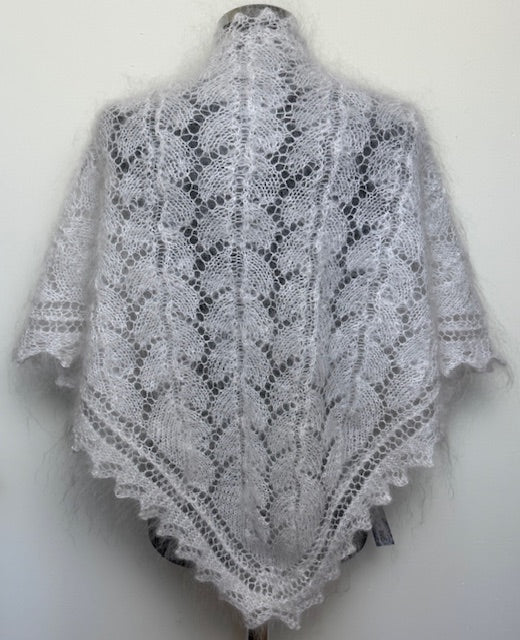 Uryupinsk downy neckerchief  # KW-146, 90x120x90 cm