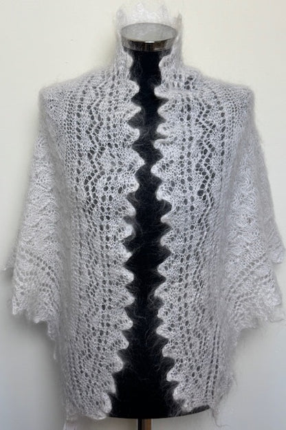 Uryupinsk downy neckerchief  # KW-176, 110x160x110 cm