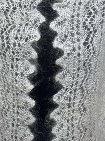 Uryupinsk downy neckerchief  # KW-176, 110x160x110 cm