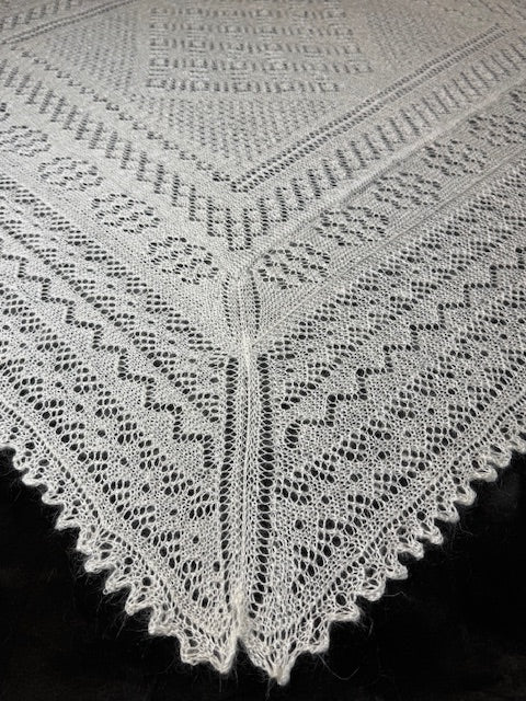 Orenburg shawl PWO-57, 130x130 cm