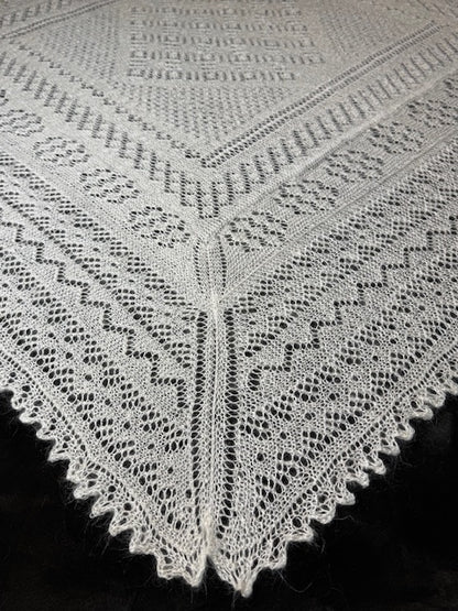 Orenburg shawl PWO-57, 130x130 cm