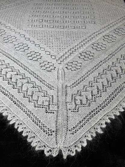 Orenburg shawl PWO-58, 140x140 cm
