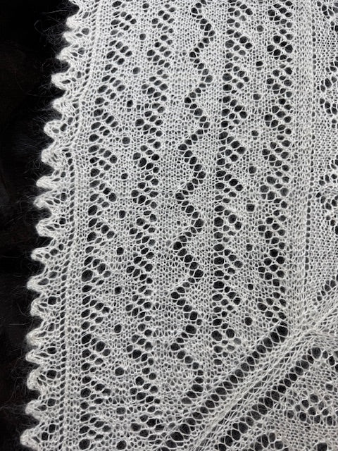 Orenburg shawl PWO-59, 140x140 cm