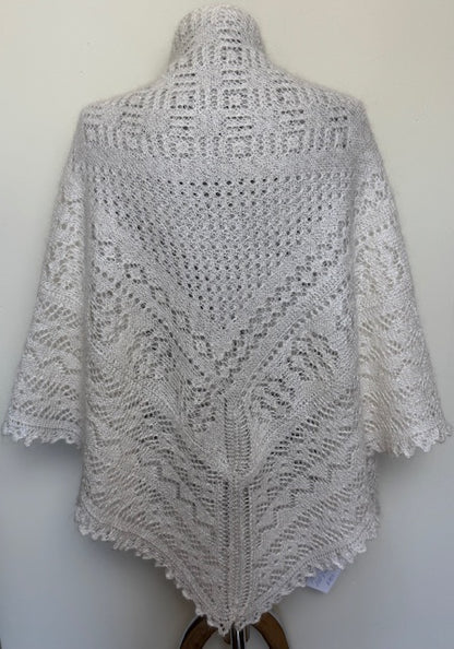 Orenburg shawl PWO-59, 140x140 cm